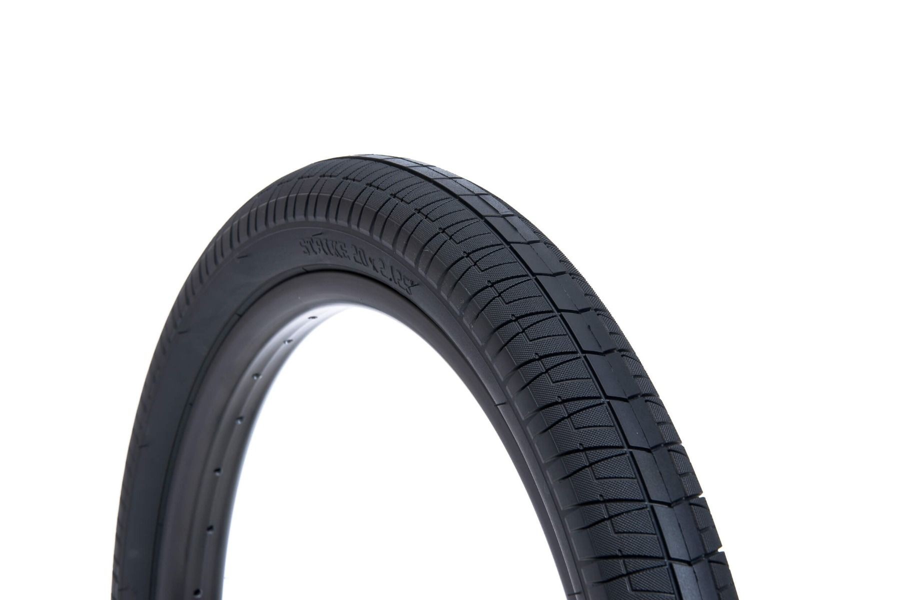 Salt Strike Tyre 65 Psi Black 20  X 2.35